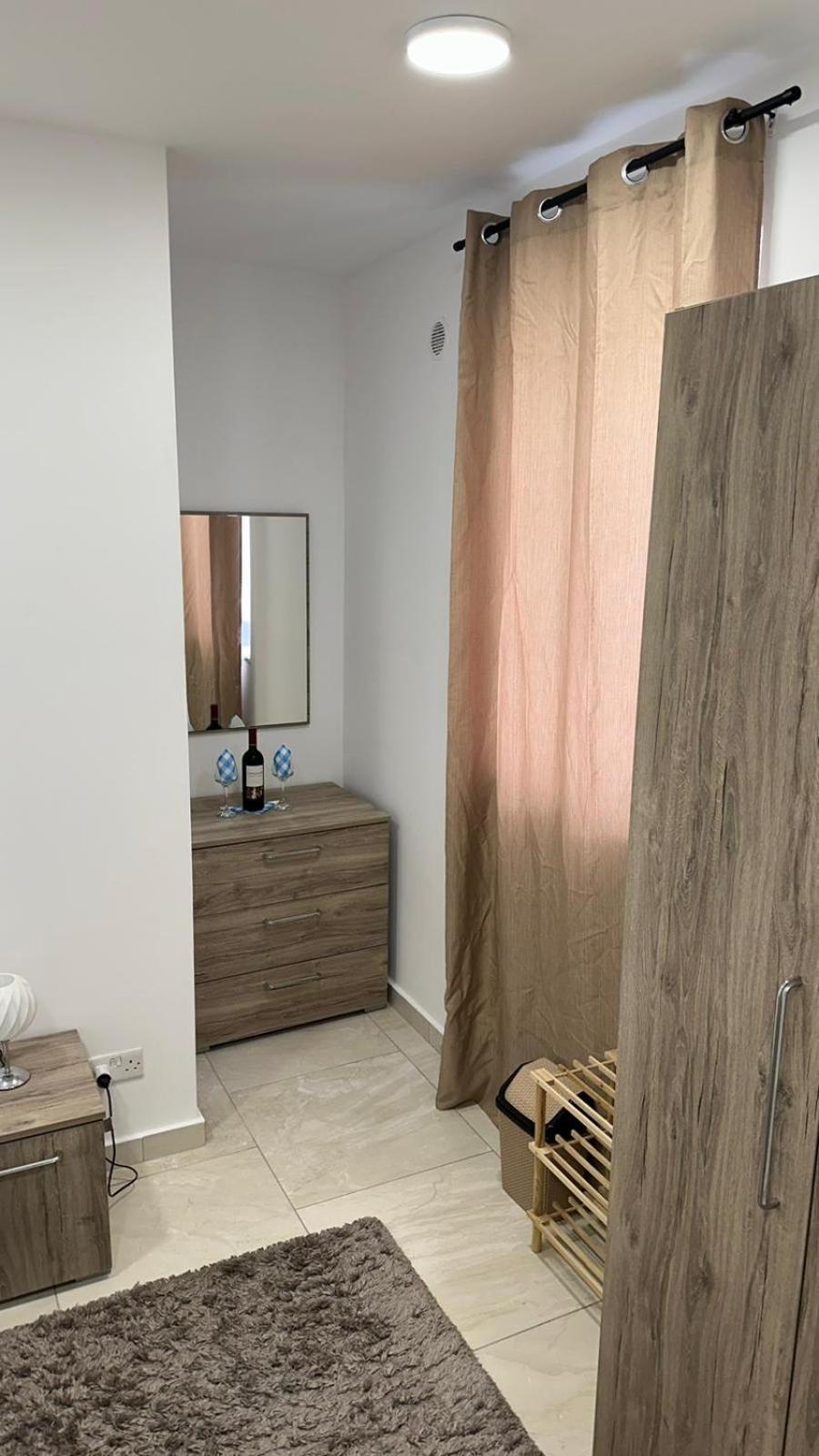 Your Elegant Home Away From Home Shared Apartment Only With Host Żebbuġ 외부 사진